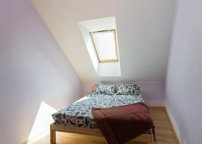 Private Free Sauna & 4 Bedrooms Old Town Rooftop