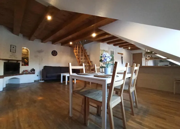 Private Free Sauna & 4 Bedrooms Old Town Rooftop Butas *